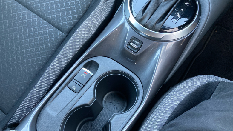 Nissan Juke 1.0 DiG-T 114 N-Connecta 5dr DCT Petrol Hatchback